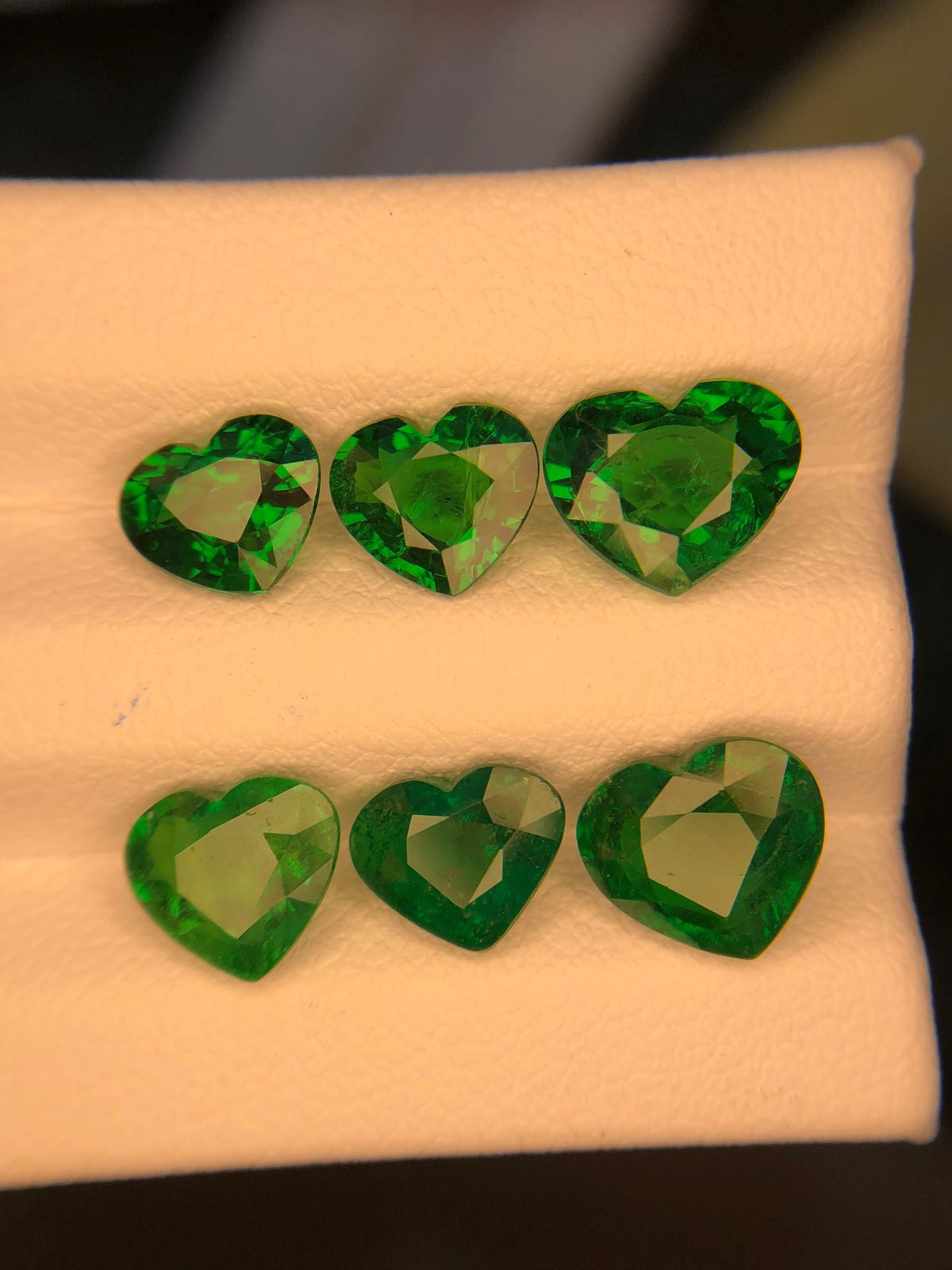 Buy vivid tsavorite garnet